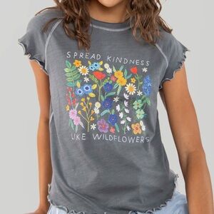 NATURAL LIFE Lili Cotton Gray Tee w/ Spread Kindness Like Wildflowers Adult Sm*